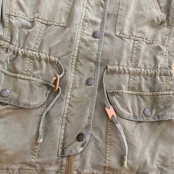 Women’s Hinge Designed in Seattle Small Green Zip Up & Button Up Jacket - Picture 2 of 5